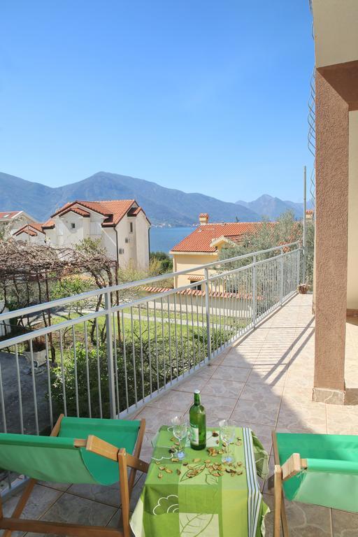 Alex Guesthouse Kotor Zewnętrze zdjęcie