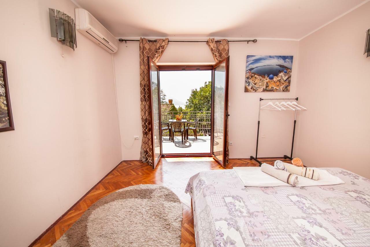 Alex Guesthouse Kotor Zewnętrze zdjęcie