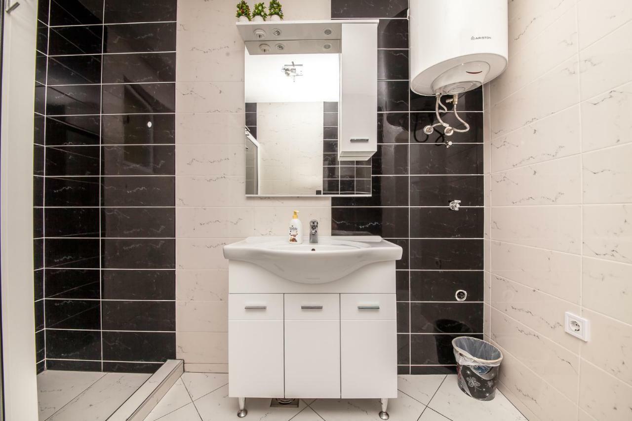 Alex Guesthouse Kotor Zewnętrze zdjęcie